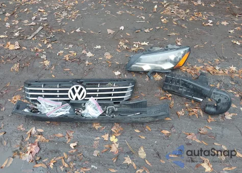 2013 Volkswagen Passat 2.0L Tdi Sel Premium z USA, uszkodzony, nr VIN 1VWCN7A31DC023451